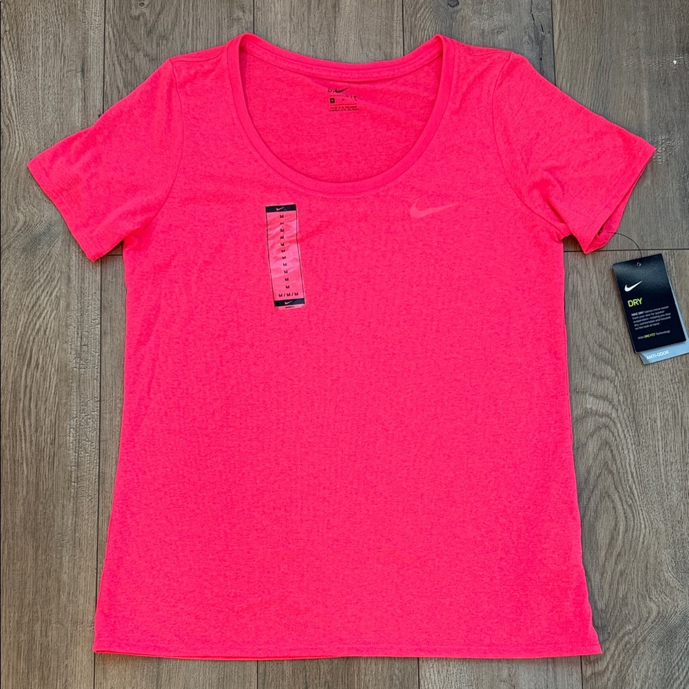 Nike Women's Bright Pink Short Sleeve Tee